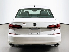 Used 2020  Volkswagen Passat 4d Sedan 2&period;0T SE at Dutro Auto near Zanesville&comma; OH