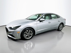 Used 2023  Hyundai Sonata SEL 2&period;5L at Dutro Auto near Zanesville&comma; OH