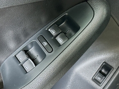 Used 2013  Volkswagen Jetta 4d Sedan SE Auto&sol;PZEV at Dutro Auto near Zanesville&comma; OH