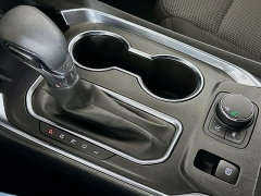 Used 2023  Chevrolet Traverse FWD 4dr LT Cloth w/1LT at Graham Auto Mall near Mansfield, OH