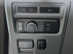 Used 2022  Ford F-150 4WD LARIAT SuperCrew 5&period;5' Box Hybrid at Dutro Auto near Zanesville&comma; OH