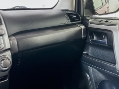 Used 2014  Toyota 4Runner 4d SUV 4WD SR5 at Graham Auto Mall near Mansfield, OH