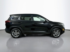 Used 2021  Kia Seltos 4d SUV AWD LX at Graham Auto Mall near Mansfield&comma; OH