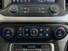 Used 2023  GMC Acadia AWD 4dr SLT at Dutro Auto near Zanesville&comma; OH