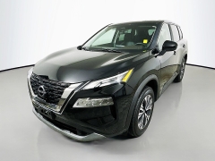 Used 2023  Nissan Rogue FWD SV at Graham Auto Mall near Mansfield&comma; OH