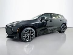 New 2025  Toyota Crown Signia Limited AWD at Dutro Auto near Zanesville&comma; OH