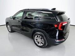 Used 2024  GMC Terrain AWD 4dr SLT at Graham Auto Mall near Mansfield&comma; OH