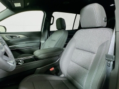 New 2026  Chevrolet Traverse AWD 4dr LT w&sol;2LT at Dutro Auto near Zanesville&comma; OH