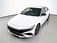 Used 2025  Hyundai Elantra SEL Sport IVT at Graham Auto Mall near Mansfield&comma; OH