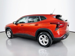 Used 2024  Chevrolet Trax FWD 4dr LS at Dutro Auto near Zanesville&comma; OH