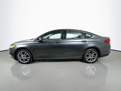 Used 2017  Ford Fusion 4d Sedan SE AWD at Dutro Auto near Zanesville&comma; OH