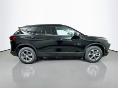 New 2026  Chevrolet Blazer AWD 4dr LT w&sol;2LT at Dutro Auto near Zanesville&comma; OH