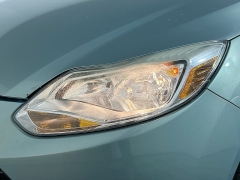 Used 2012  Ford Focus 4d Sedan SEL at Dutro Auto near Zanesville&comma; OH