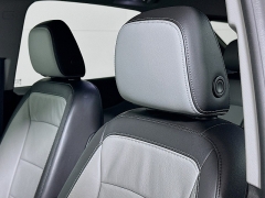 Used 2021  Chevrolet Equinox FWD 4dr Premier at Graham Auto Mall near Mansfield, OH