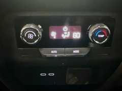 Used 2024  Chevrolet Traverse AWD 4dr Z71 at Dutro Auto near Zanesville&comma; OH