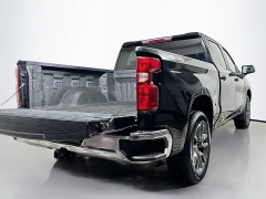 Used 2022  Chevrolet Silverado 1500 4WD Crew Cab 147" LT w&sol;2FL at Graham Auto Mall near Mansfield&comma; OH