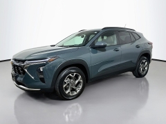 Used 2025  Chevrolet Trax FWD 4dr LT at Dutro Auto near Zanesville&comma; OH