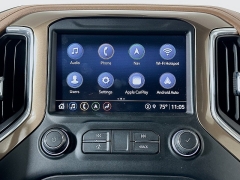 Used 2021  Chevrolet Silverado 1500 4WD Crew Cab 147" High Country at Graham Auto Mall near Mansfield, OH