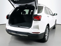 Used 2022  Chevrolet Equinox FWD 4dr Premier at Dutro Auto near Zanesville, OH