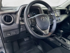 Used 2017  Toyota RAV4 4d SUV AWD LE at Dutro Auto near Zanesville&comma; OH