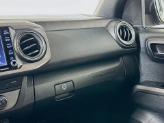 Used 2023  Toyota Tacoma 4WD TRD Off Road Double Cab 5ft Bed V6 AT at Dutro Auto near Zanesville&comma; OH