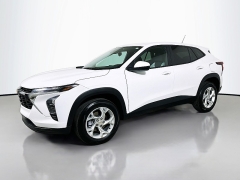 Used 2024  Chevrolet Trax FWD 4dr LS at Dutro Auto near Zanesville&comma; OH