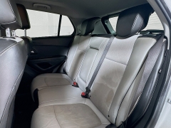 Used 2020  Chevrolet Trax 4d SUV FWD LT at Dutro Auto near Zanesville&comma; OH