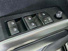 Used 2021  Toyota Tacoma 4WD SR5 Double Cab 6ft Bed V6 AT at Graham Auto Mall near Mansfield&comma; OH