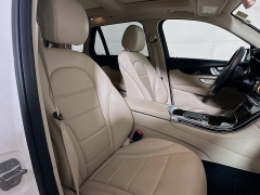 Used 2020  Mercedes-Benz GLC-Class 4d SUV GLC300 4matic at Graham Auto Mall near Mansfield&comma; OH