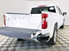 New 2026  Chevrolet Silverado 1500 4WD Crew Cab 147" LT w&sol;2FL at Dutro Auto near Zanesville&comma; OH