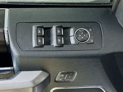 Used 2019  Ford F-150 4WD SuperCrew Platinum 5 1&sol;2 at Dutro Auto near Zanesville&comma; OH