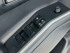 Used 2023  Toyota Highlander LE FWD at Graham Auto Mall near Mansfield&comma; OH