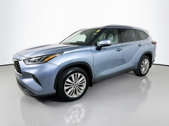 Used 2024  Toyota Highlander Hybrid Platinum AWD at Graham Auto Mall near Mansfield&comma; OH