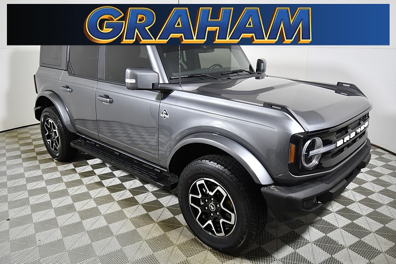 Used 2023  Ford Bronco Outer Banks 4 Door 4x4 at Dutro Auto near Zanesville, OH