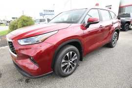 New 2026  Toyota Highlander XLE AWD at Dutro Auto near Zanesville&comma; OH