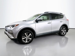 Used 2018  Toyota RAV4 4d SUV AWD XLE at Graham Auto Mall near Mansfield&comma; OH