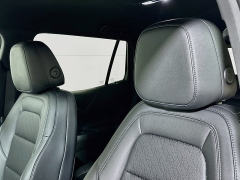 New 2027  Chevrolet Equinox FWD 4dr LT w&sol;1LT at Graham Auto Mall near Mansfield&comma; OH