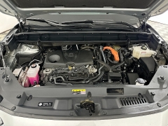 Used 2023  Toyota Highlander Hybrid XLE AWD at Graham Auto Mall near Mansfield, OH