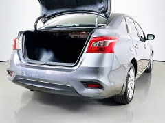 Used 2017  Nissan Sentra 4d Sedan SV at Dutro Auto near Zanesville&comma; OH