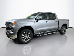 New 2026  Chevrolet Silverado 1500 4WD Crew Cab 147" LT w&sol;1LT at Graham Auto Mall near Mansfield&comma; OH