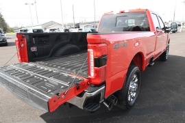 Used 2023  Ford Super Duty F-250 4WD LARIAT Crew Cab SRW 6&period;75' Box at Dutro Auto near Zanesville&comma; OH