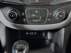 Used 2020  Chevrolet Equinox 4d SUV AWD LS w&sol;1LS at Dutro Auto near Zanesville&comma; OH