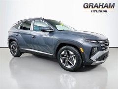 New 2026  Hyundai Tucson SEL Premium FWD at Dutro Auto near Zanesville&comma; OH