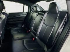 Used 2012  Chrysler 200 4d Sedan Limited at Dutro Auto near Zanesville&comma; OH
