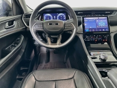 Used 2023  Jeep Grand Cherokee Limited 4x4 at Graham Auto Mall near Mansfield&comma; OH