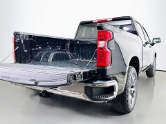 New 2026  Chevrolet Silverado 1500 4WD Crew Cab 147" LT w&sol;2FL at Dutro Auto near Zanesville&comma; OH
