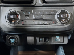 Used 2022  Ford Maverick Lariat FWD SuperCrew at Dutro Auto near Zanesville, OH