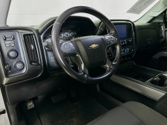 Used 2018  Chevrolet Silverado 1500 4WD Crew Cab LT Z71 at Dutro Auto near Zanesville&comma; OH