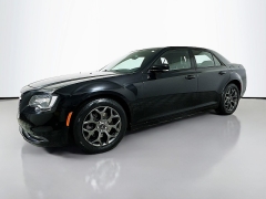 Used 2017  Chrysler 300 4d Sedan AWD S at Dutro Auto near Zanesville&comma; OH