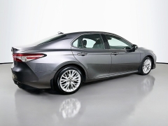 Used 2019  Toyota Camry 4d Sedan XLE at Graham Auto Mall near Mansfield&comma; OH